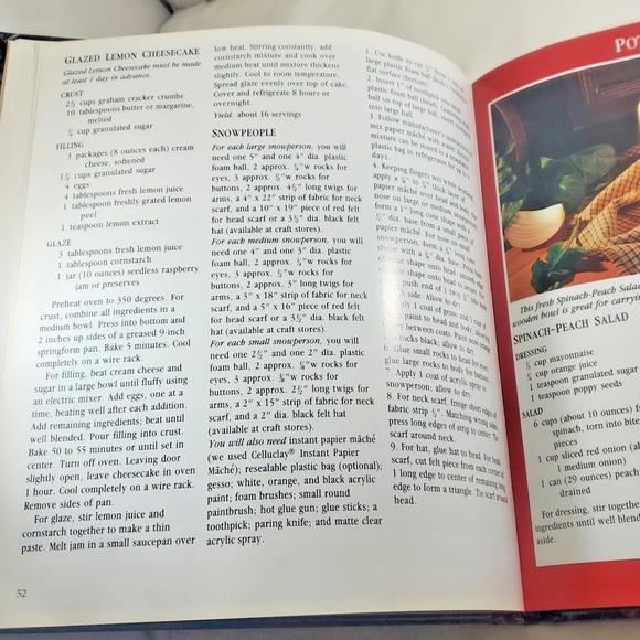 90s Cookbook Creative Christmas Kitchen Leisure Arts Hardcover Crafts Recipes - Picture 7 of 8